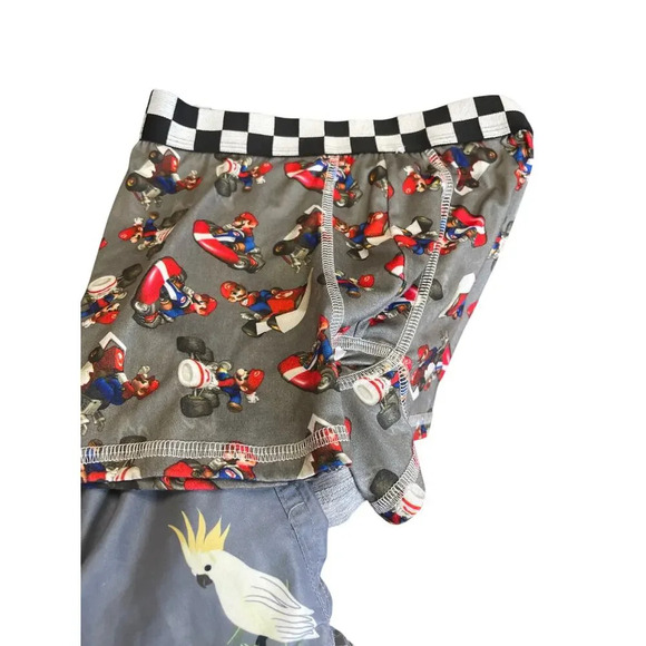 Adidas T-shirt, parrot swim trunks, Mario boxer shorts boys size 5/6 - Picture 4 of 4